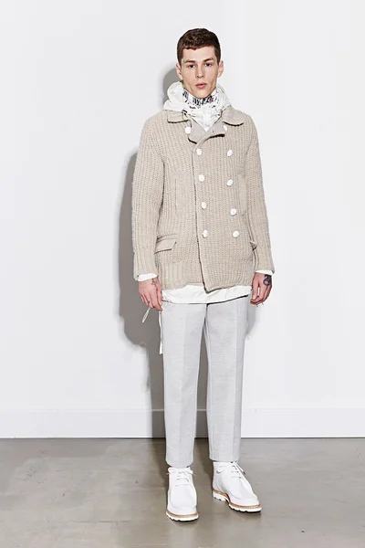 Look 15